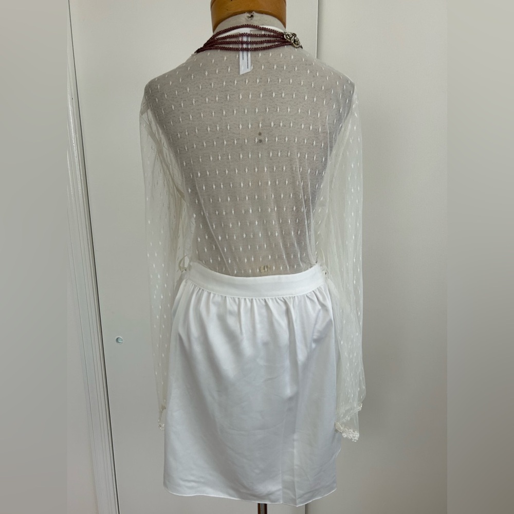 Beautiful Flora Nikrooz Sexy Showstopper Semi Sheer  Lace Detail Wrap Robe - Picture 6 of 10